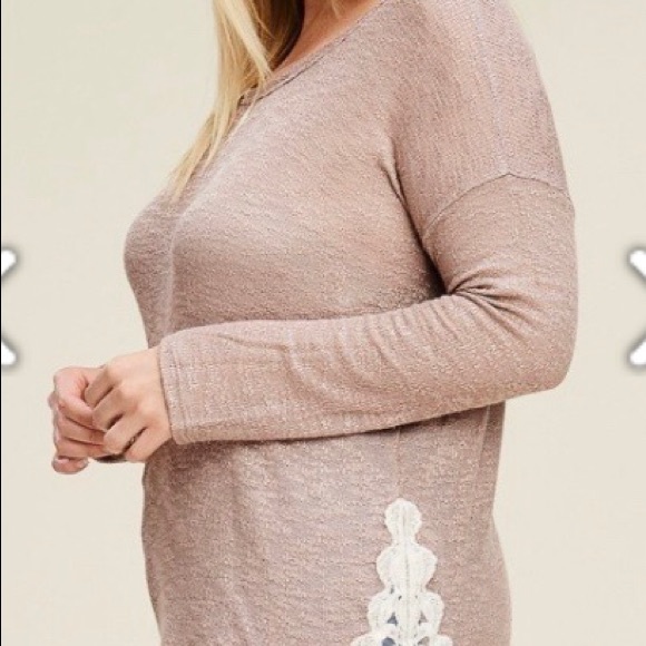 Papermoon Plus Navy Long Sleeve Cross Back Top - Picture 6 of 7